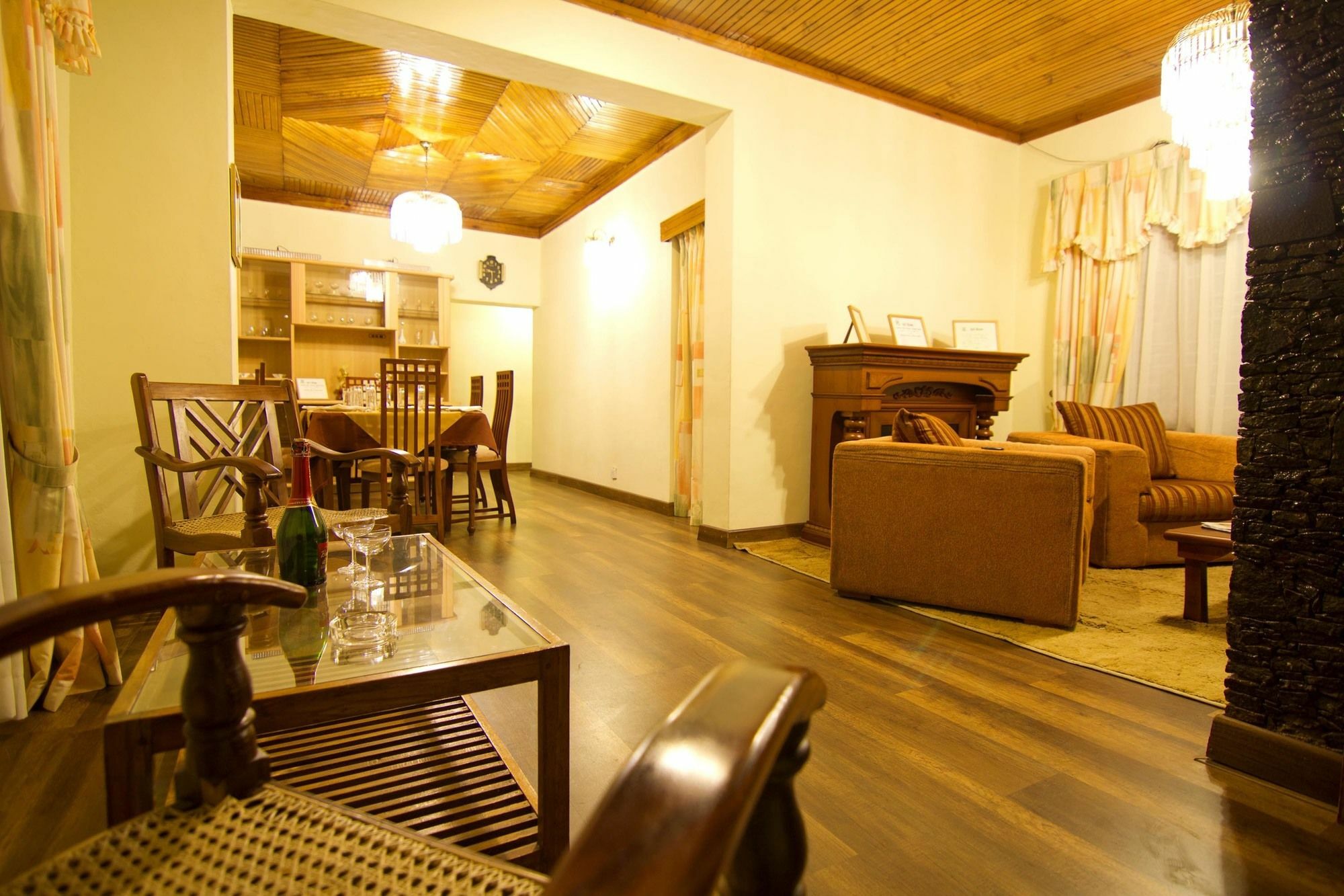 Serene Bungalow Νουβάρα Ελίγια Εξωτερικό φωτογραφία